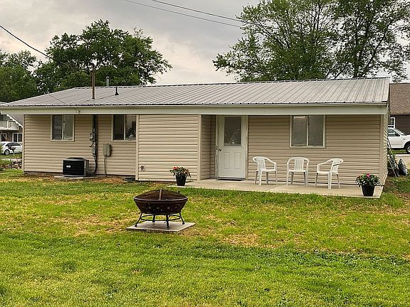 New back patio, siding, A/C.