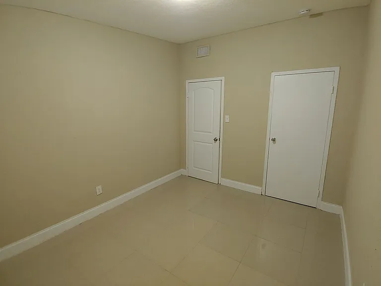 2351 Keith St — Photo 10
