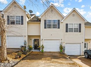 1482 Riverrock Trl, Riverdale, GA 30296