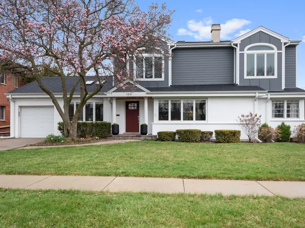 160 E Lahon St, Park Ridge, IL 60068