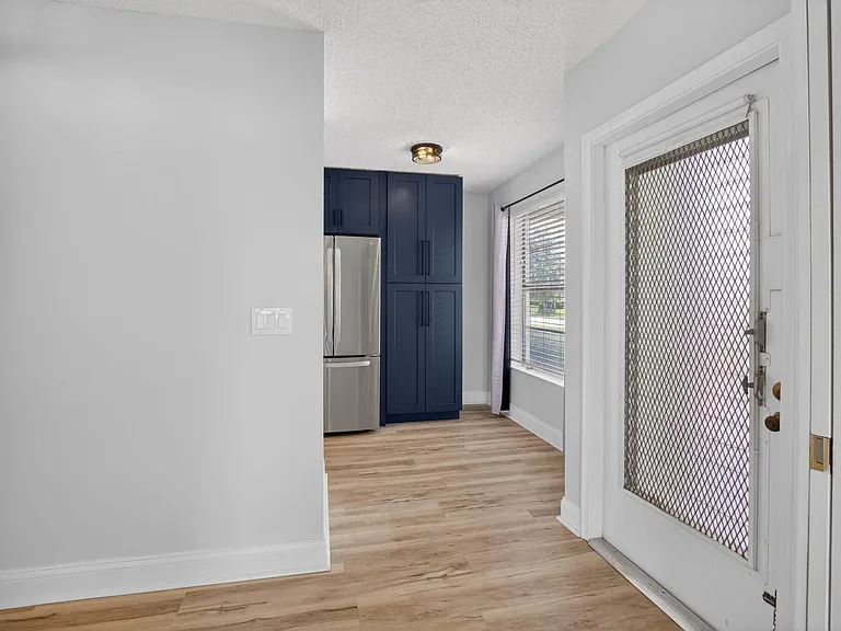 2401 Del Aire Blvd #101 — Photo 4