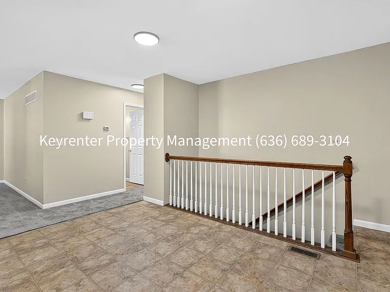 419 Omar Ct — Photo 15