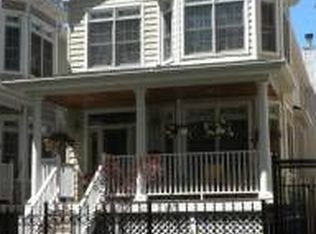4832 N Hermitage Ave, Chicago, IL 60640