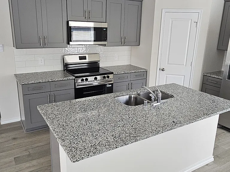 1635 Blaire Dr — Photo 10