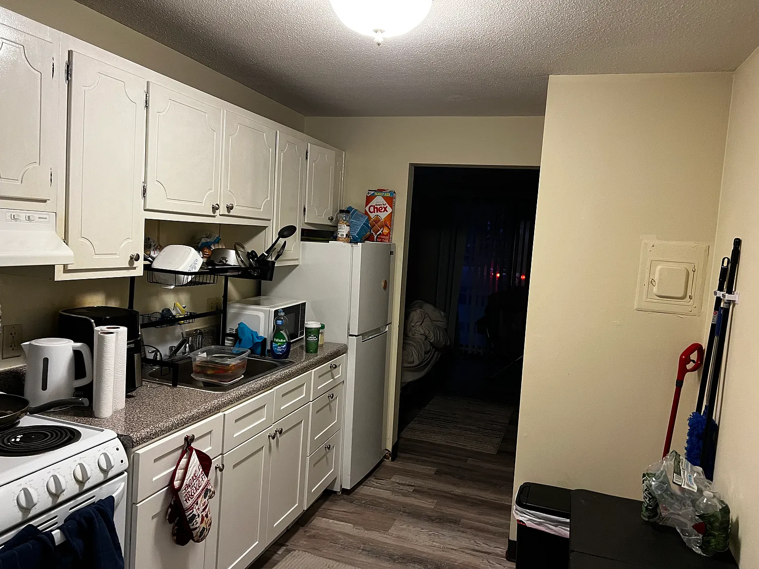 17 Cross Street Apartments — Photo 1