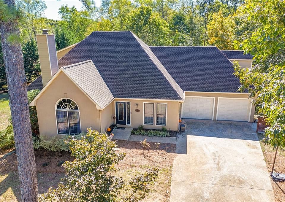 1st image of 120 Plantation Trc