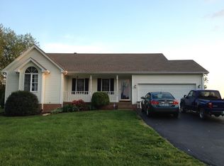 549 Collett Rd, Bowling Green, KY 42104