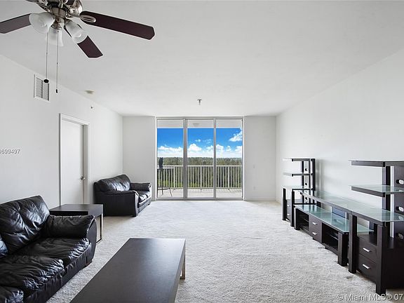 4th image of 15051 Royal Oaks Ln APT 1205