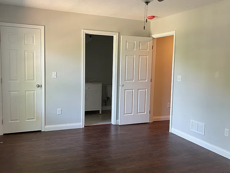 309 Topmiller Ave #A — Photo 7