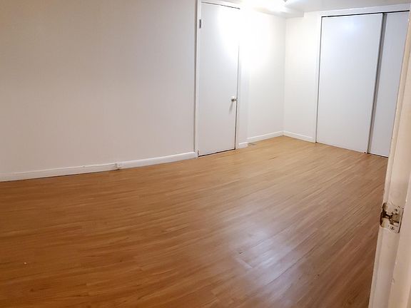 2nd image of 13-27 Bell Blvd
