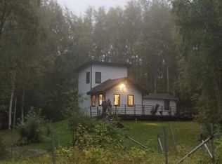 14907 E Lake Ridge Dr, Eagle River, AK 99577