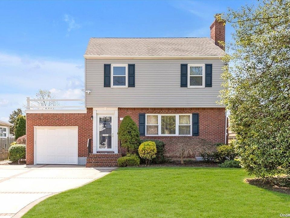 1st image of 652 Scranton Avenue