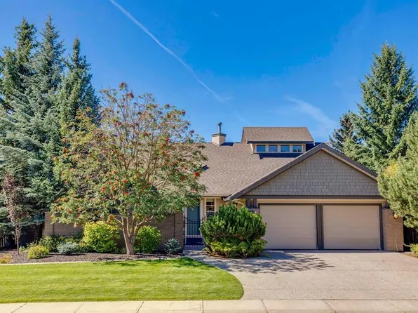 68 E Spring Valley Way SW, Calgary, AB T3H 4V2
