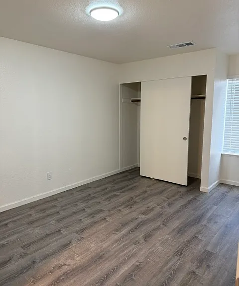 370 W Beechwood Dr — Photo 11