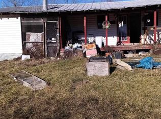 1297 Lower Oak Grove Rd, Morehead, KY 40351