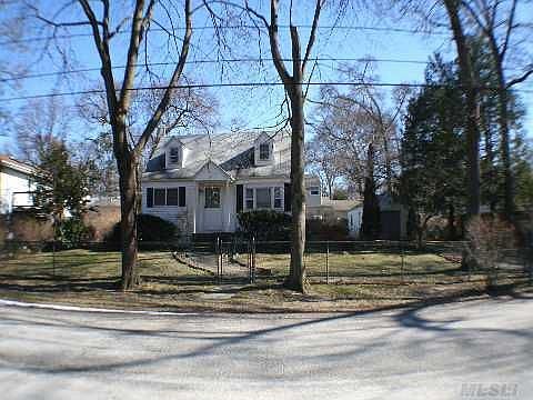 1st image of 7 Bayard St