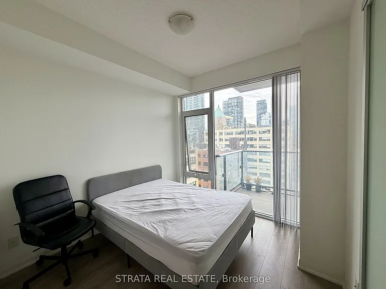 435 Richmond St W #1006 — Photo 11
