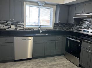 1302 Carol St, Park Ridge, IL 60068