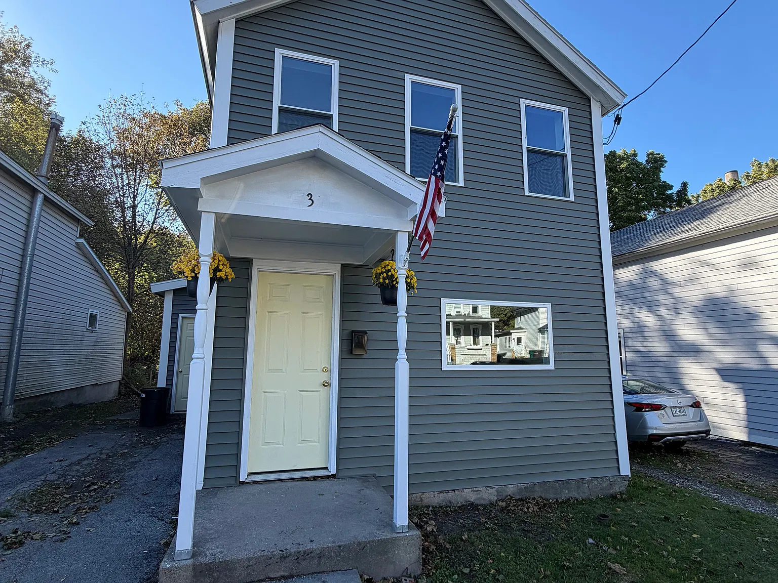 30 1st Avenue - A — Photo 1