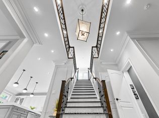 21 Lauderhill Rd, Brampton, ON L6P3M5