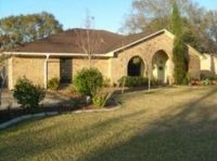 1020 W Mulberry St, Angleton, TX 77515