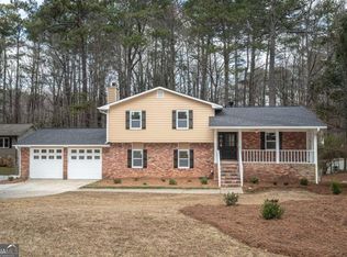 1106 Oak Rd SW, Lilburn, GA 30047