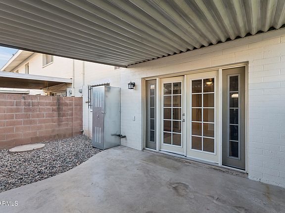 3rd image of 4546 N 15TH Avenue