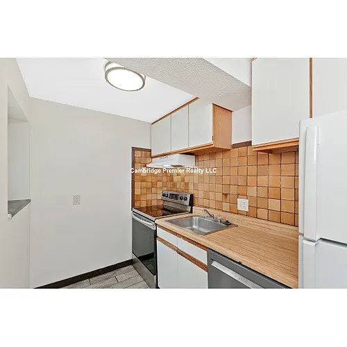 287 Harvard St #1 Photo 1