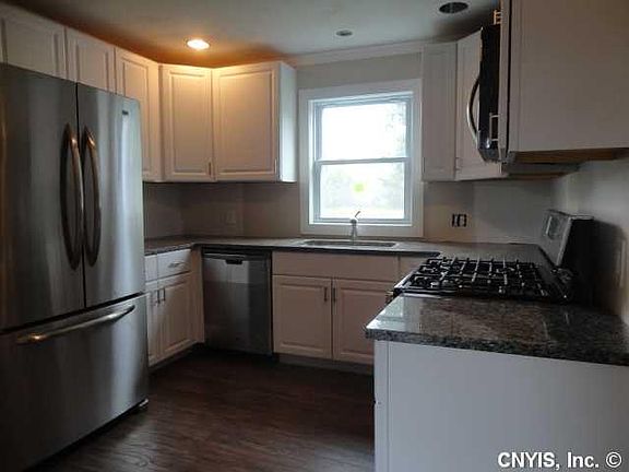 4th image of 1110 Vine St