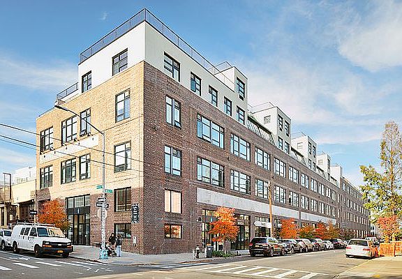 5th image of 76 N 4th St APT 322
