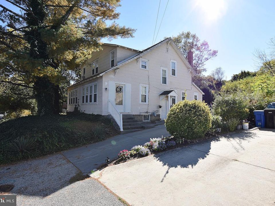 2nd image of 23 Mantua Rd #25