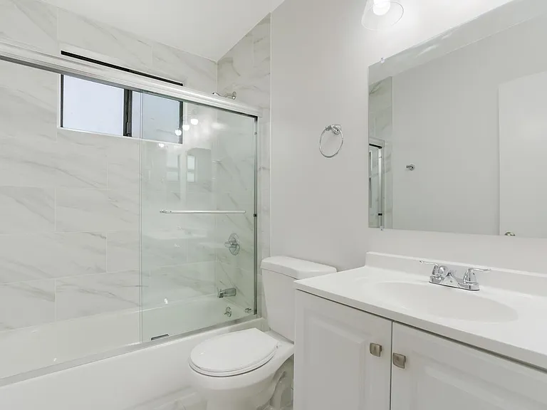 1042 Western Ave #208 — Photo 10