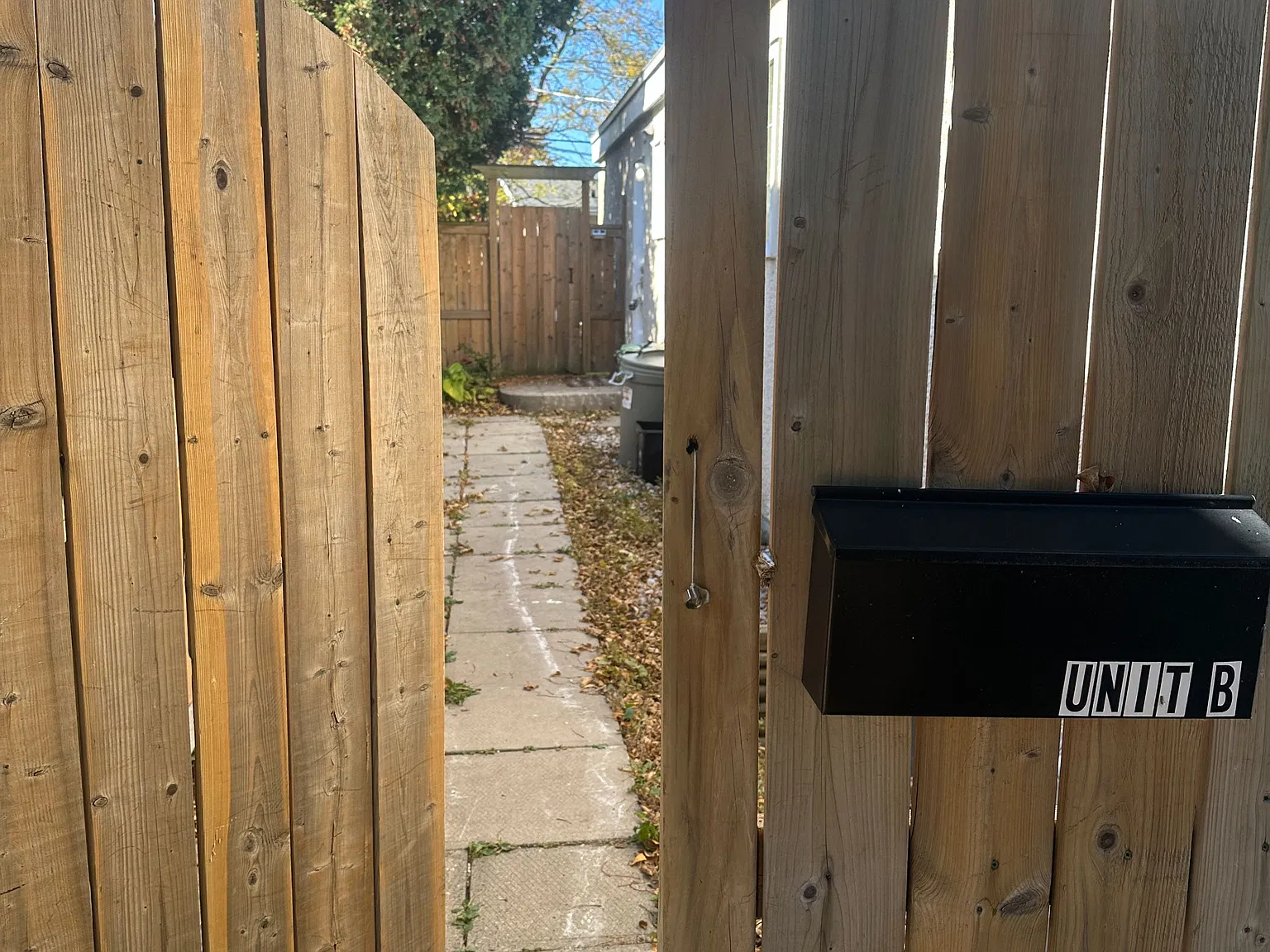 1 bed, $2,000 — Photo 2