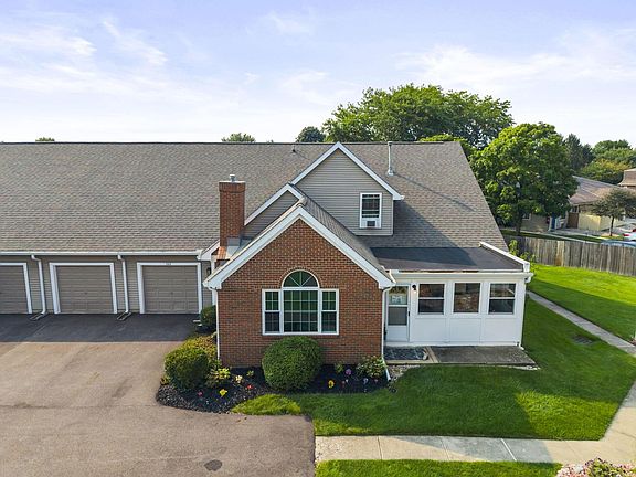 4th image of 542 Brickstone Dr