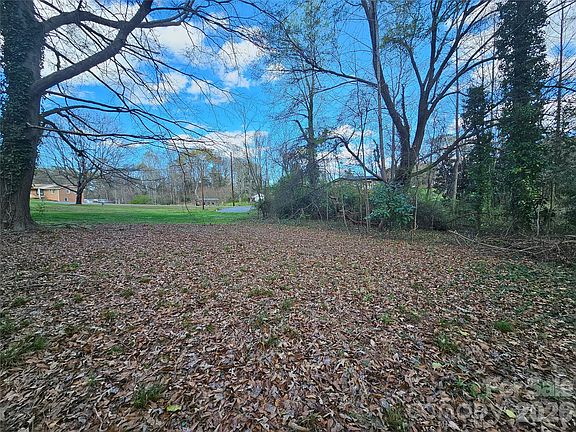 2nd image of 0 Crestview Dr