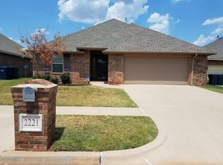 2221 NW 195th St, Edmond, OK 73012