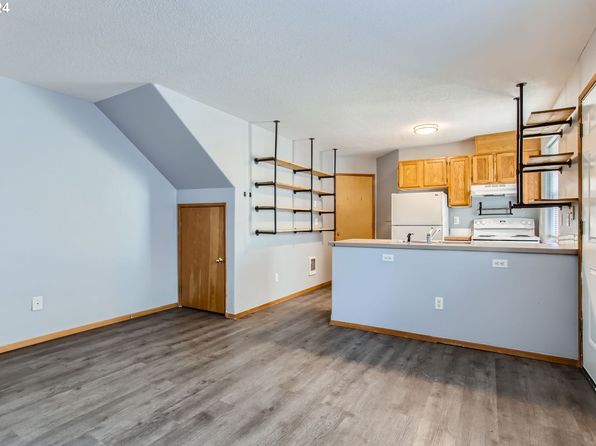 portland-oregon-2131568113 picture