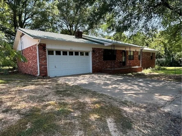 203 S 35th St, Ozark, AR 72949
