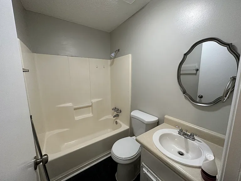 3531 E Paulding Dr — Photo 5