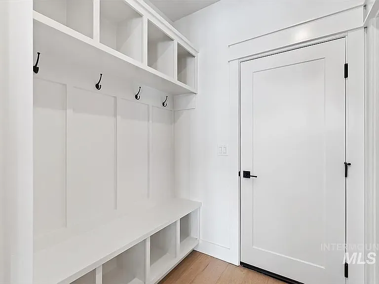 8369 W Meltwater Ln — Photo 13