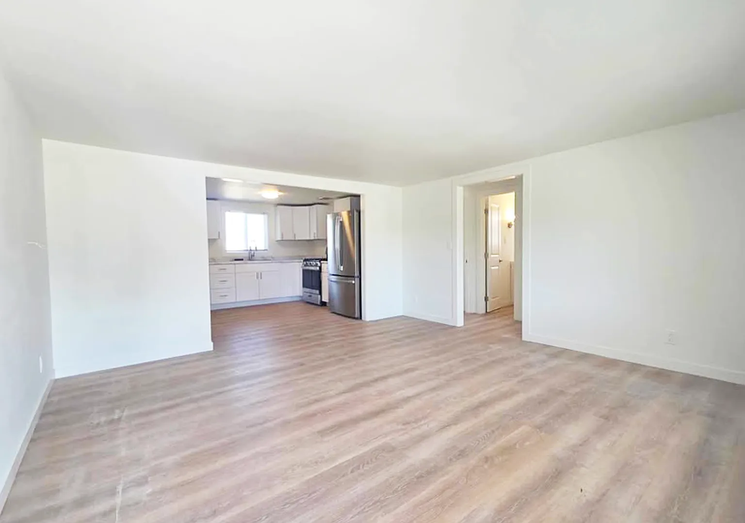 1015/1019 Yale Ave. Duplexes — Photo 3