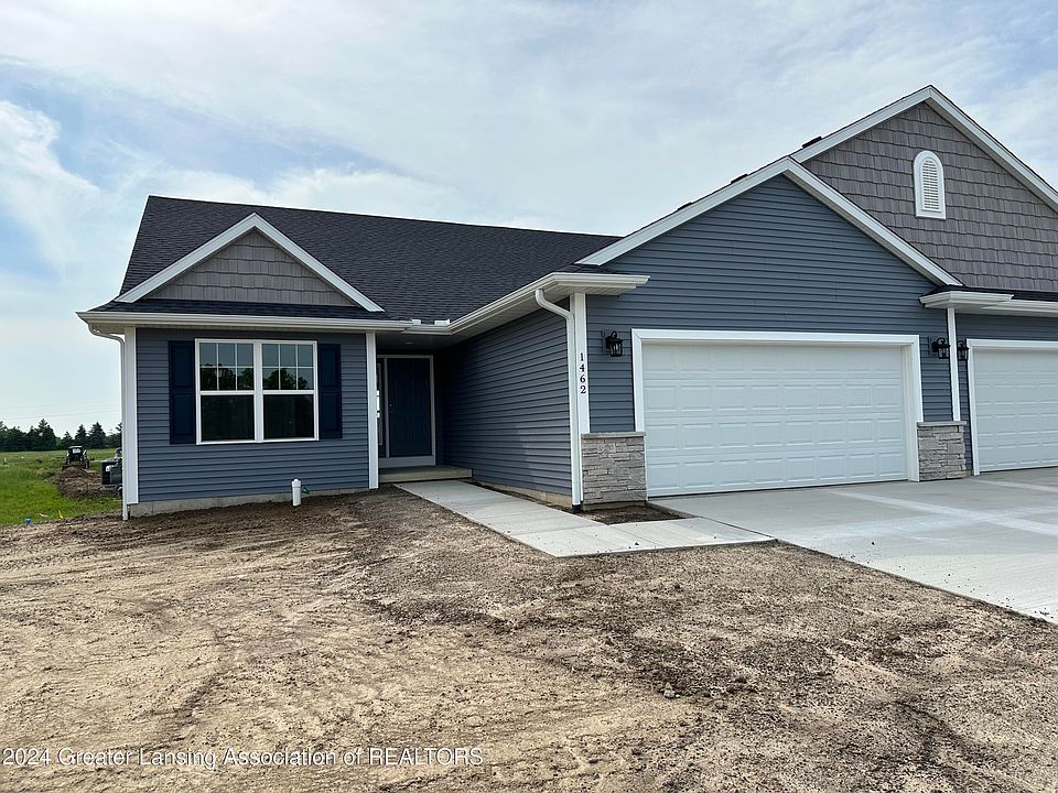 1st image of 1462 Superior Dr #25