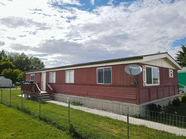 726 Yale Ave, Burley, ID 83318