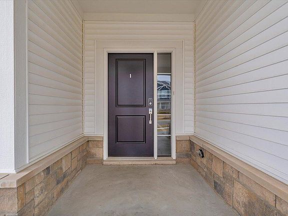 4th image of 8056 Alyssa Dr