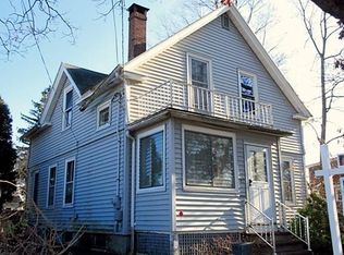 517 Burncoat St, Worcester, MA 01606