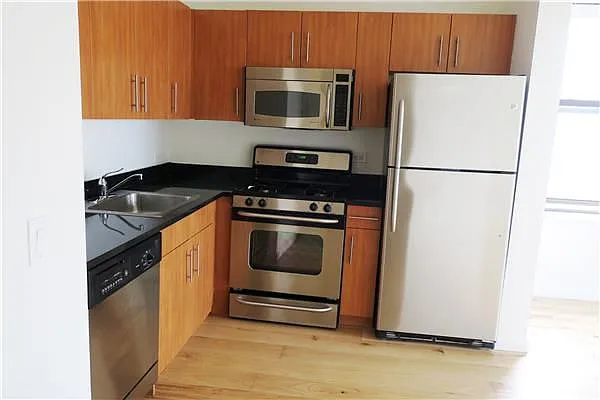 Rented by Empire State Properties | media 36