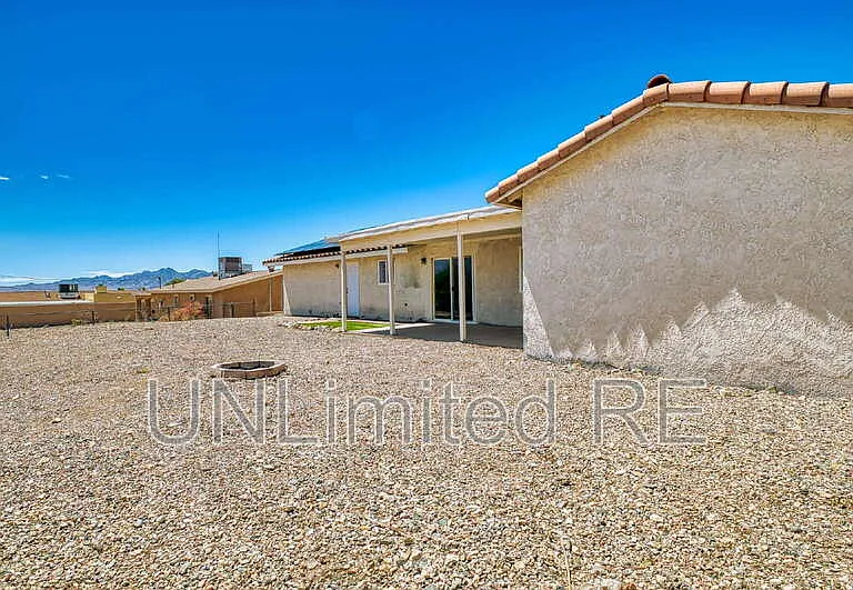 2250 Atlantic Dr — Photo 26
