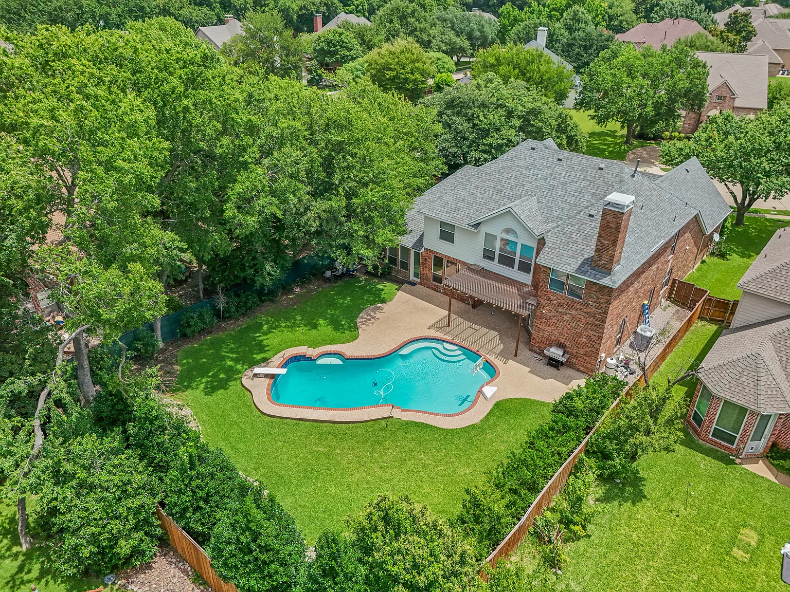 5 bed, 3765 sqft, $5,800 — Photo 1
