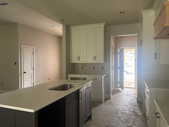 5th image of 117 Red Wing Way