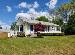22 Mason St, Hampton, NH 03842